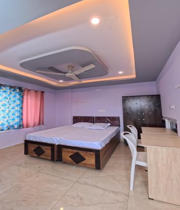 Single Sharing Room